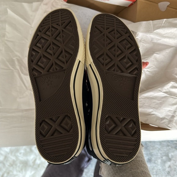 VINTAGE CONVERSE - Picture 3 of 3